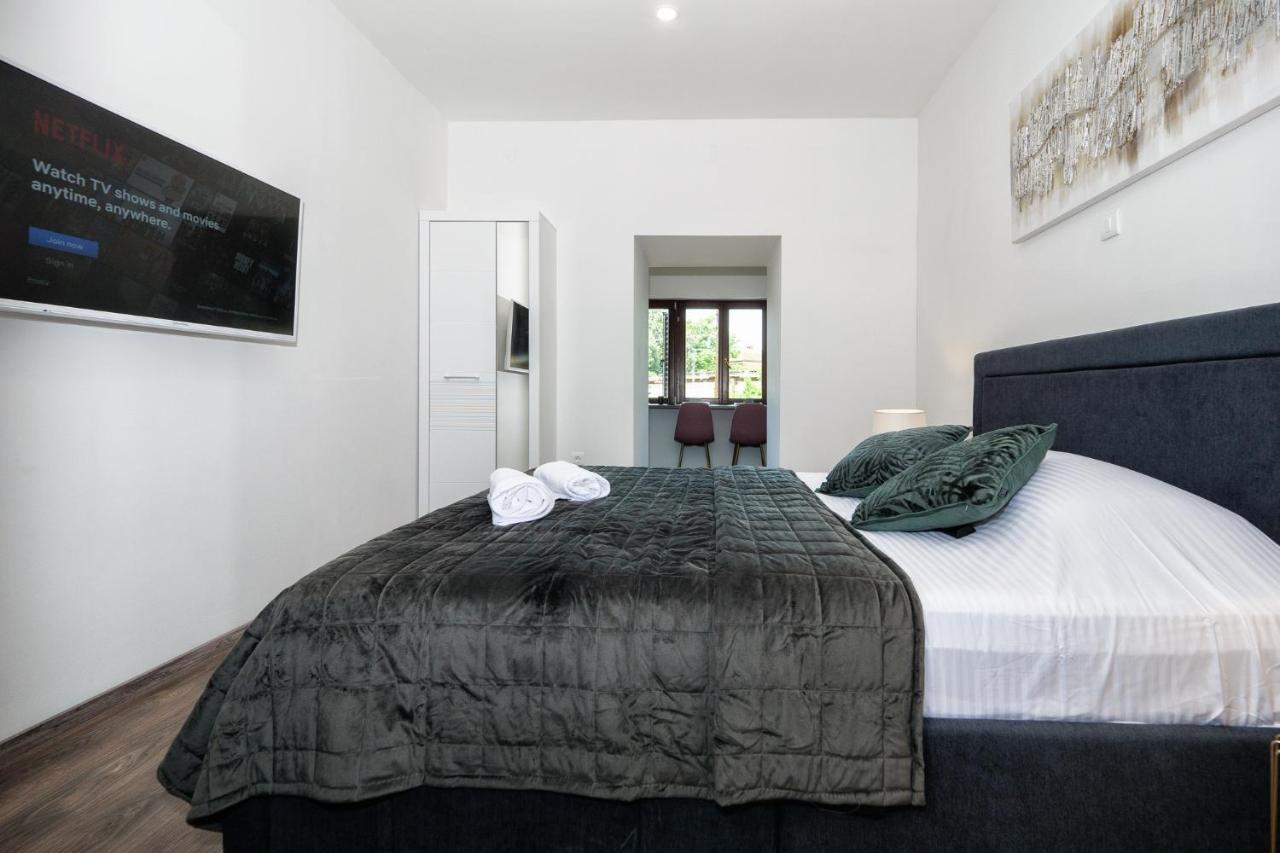 Arena Delight Studio Apartments プーラ エクステリア 写真