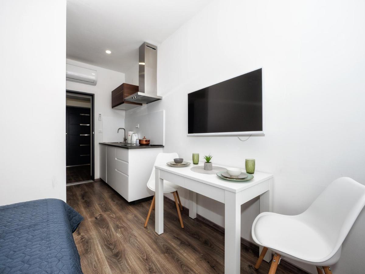 Arena Delight Studio Apartments プーラ エクステリア 写真